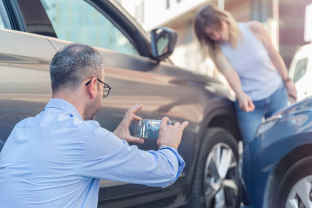 Professional Non Owner Car Insurance technician working in Oakbrook Terrace, IL
